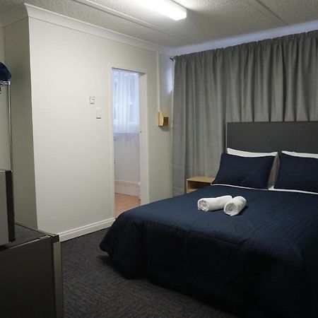 Warners Bay Hotel Eksteriør billede